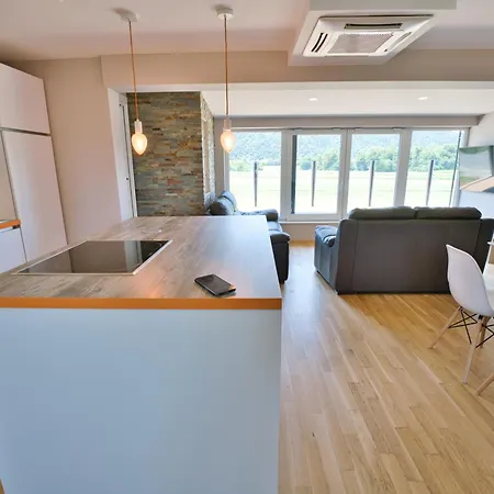 Apartma Mars * Brest