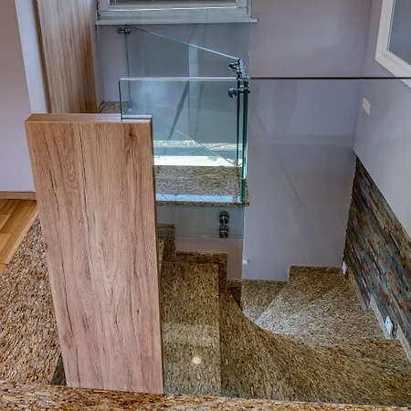 Apartma Mars Appartamento *